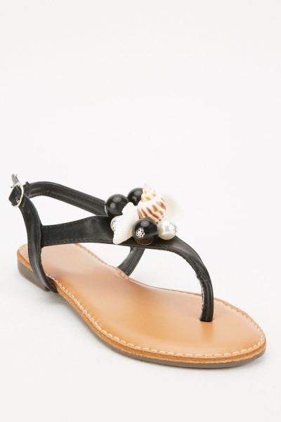 Shell Detailed Front Sandals